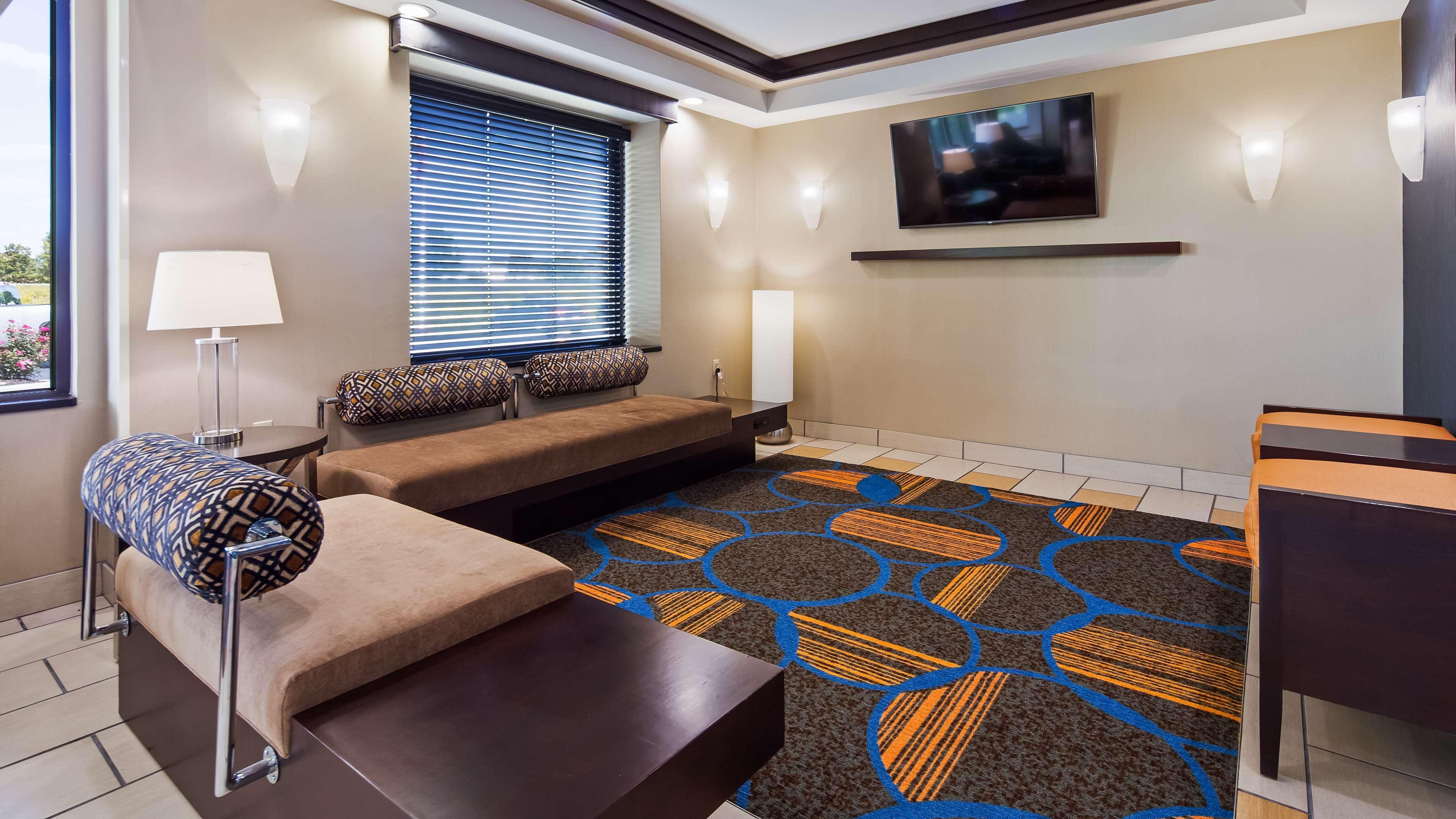 Best Western Plus Keene Hotel Exterior foto